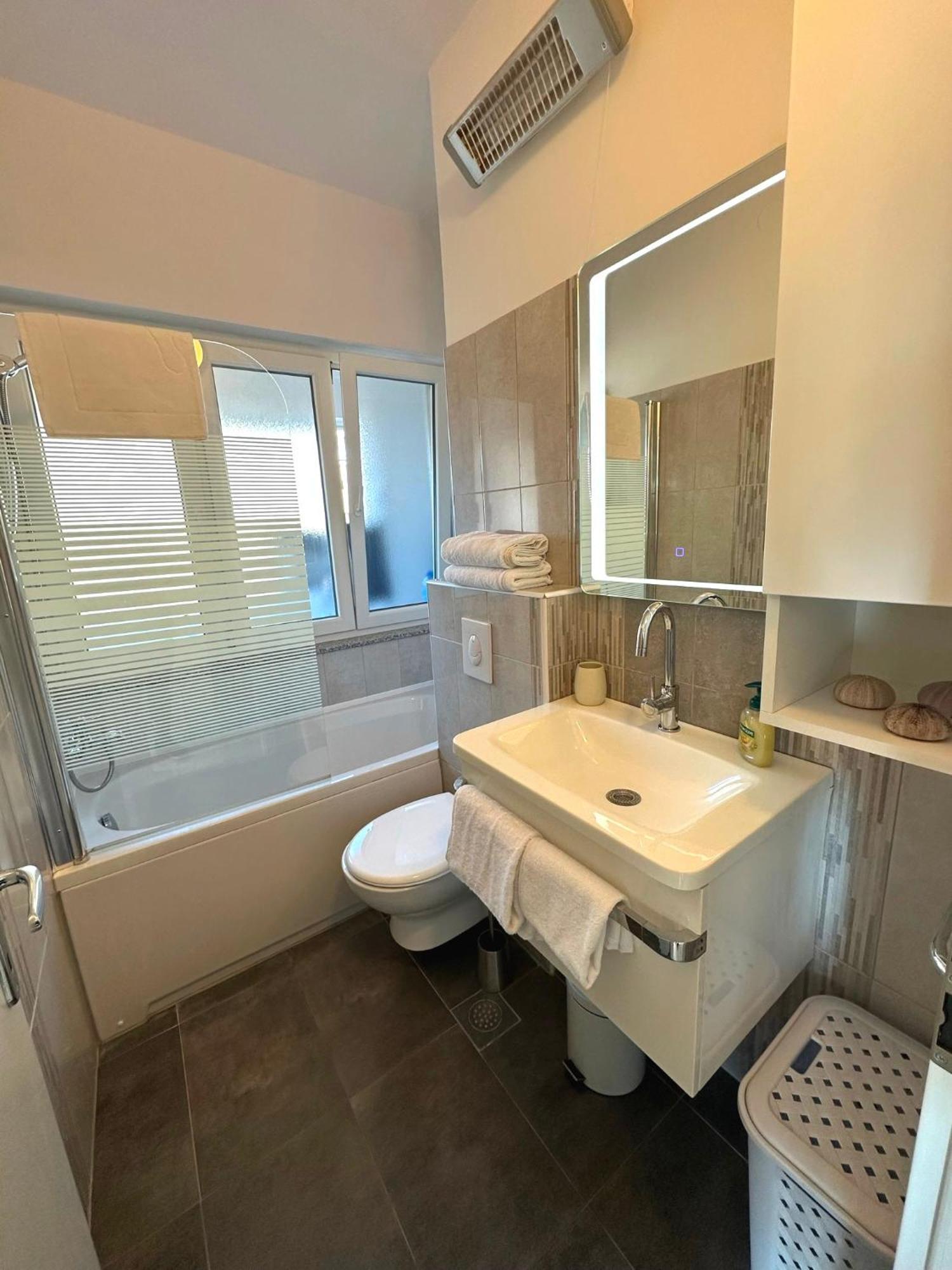 Spacious 3Bdr App In Center "Sunny Bayside" ザダル エクステリア 写真