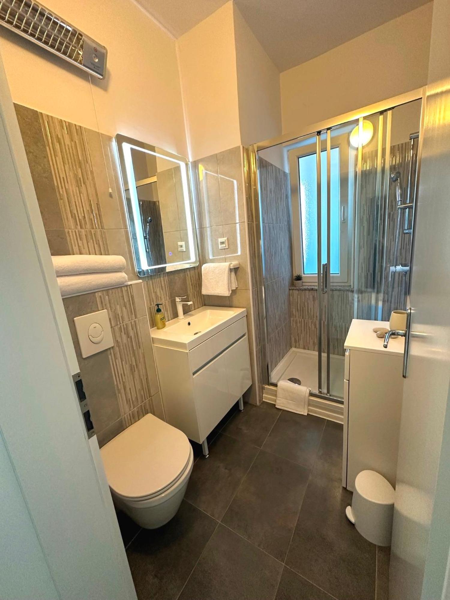 Spacious 3Bdr App In Center "Sunny Bayside" ザダル エクステリア 写真